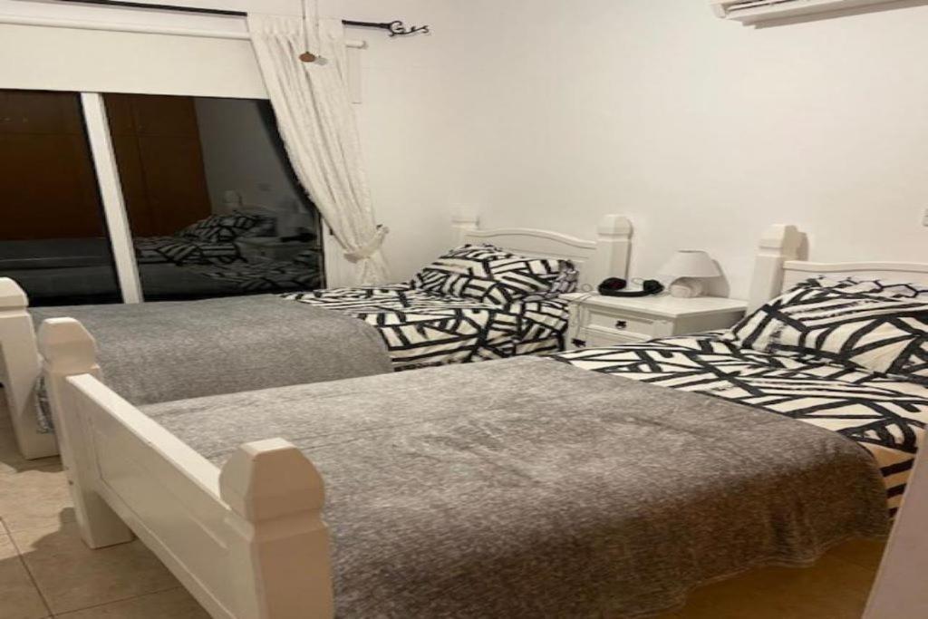 Kato Paphos Apartment In Universal Area Extérieur photo