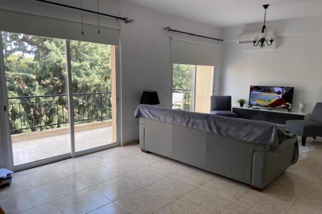 Kato Paphos Apartment In Universal Area Extérieur photo